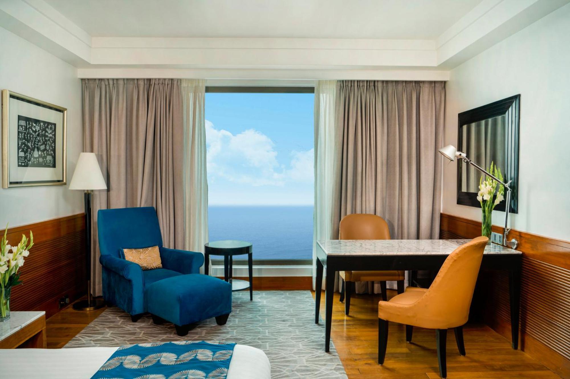 Отель Intercontinental Marine Drive Mumbai By Ihg Экстерьер фото